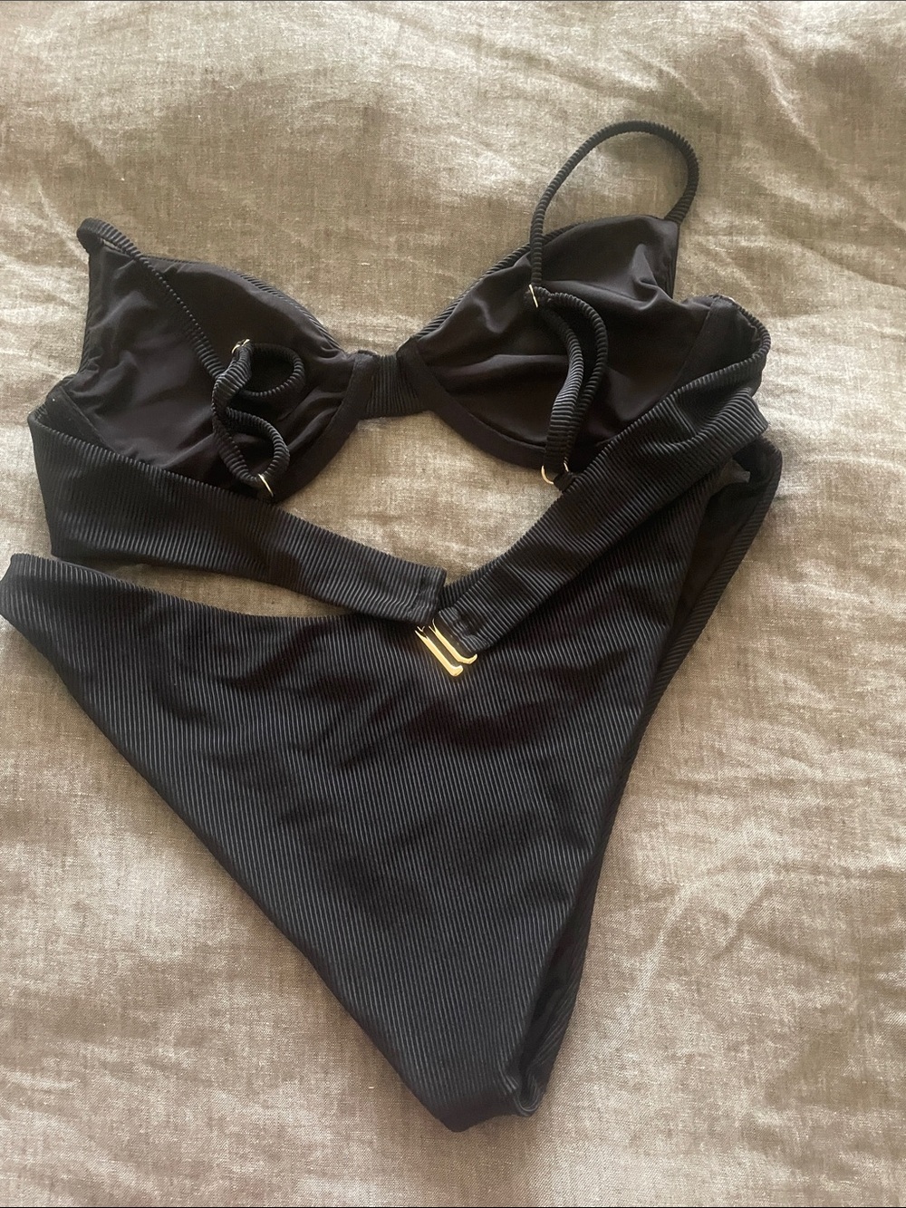 Beach Riot Black Ribbed Bandeau Bikini Set - Picture 7 of 8